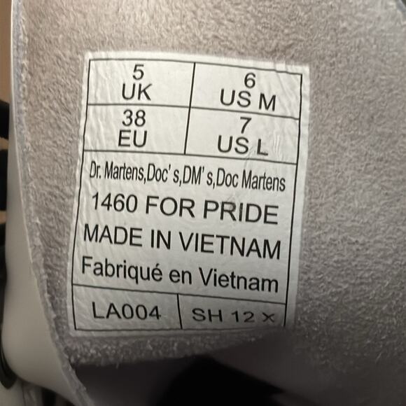 Dr. Martens 1460 Fuyuki Kanai Pride Boots Women’s Size 7 – Limited Edition - Picture 8 of 9